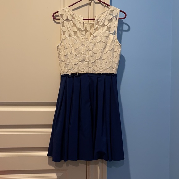 Navy/Floral Dress - Picture 2 of 3